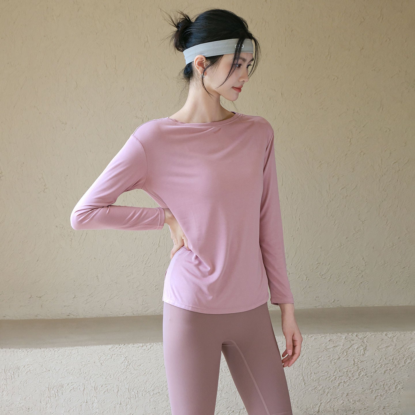 New loose, Comfortable and breathable sports T-shirt