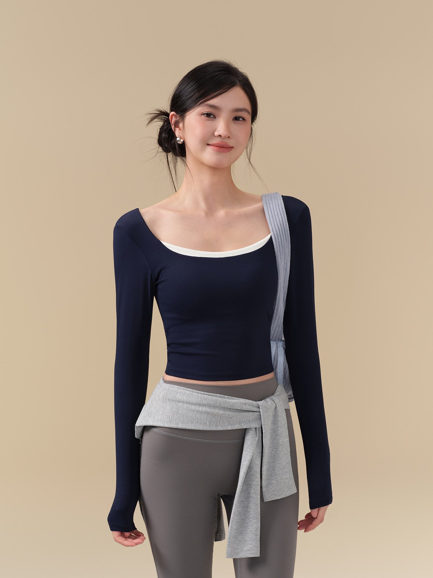 New contrasting Pilates training T-shirt