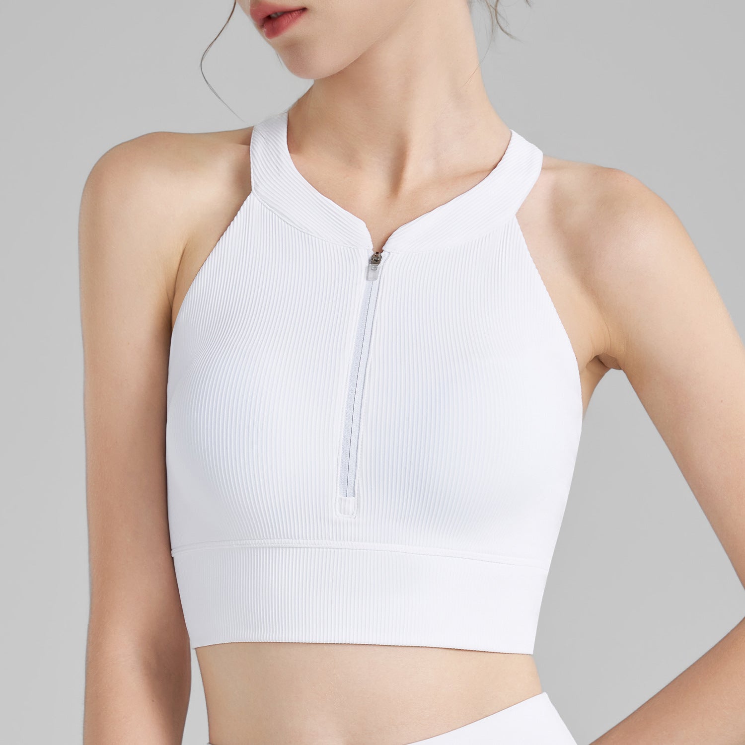 Front zippered shockproof sports bra