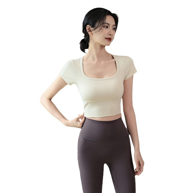 Mesh back padded short sleeve t-shirt