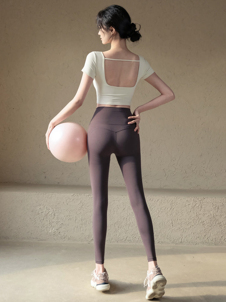 Peach Hips Tight Pants