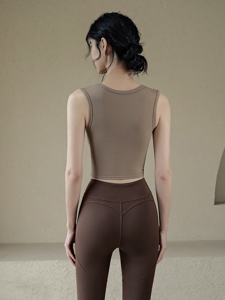 Shockproof bra with pads