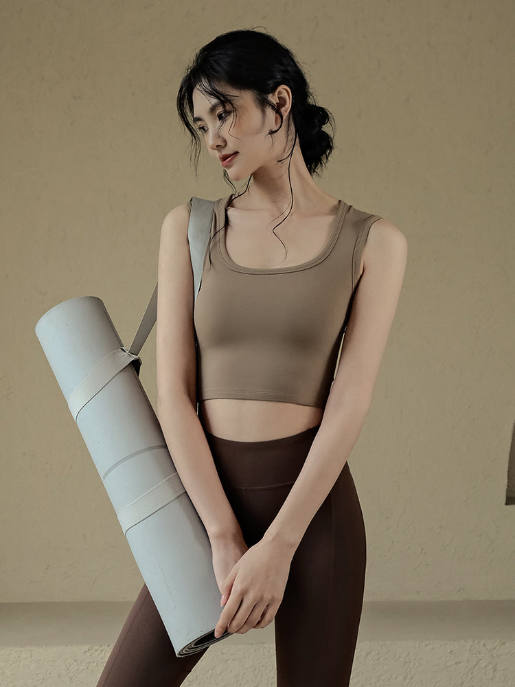 Shockproof bra with pads