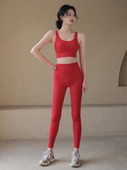 Cross-back sports bra