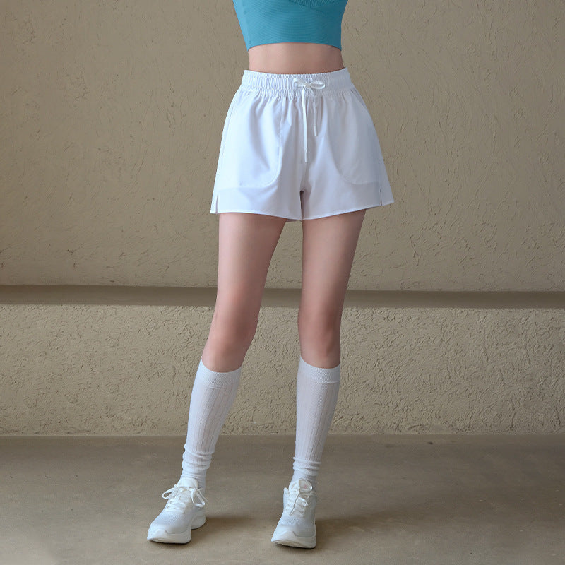 Loose and slim casual breathable sports shorts