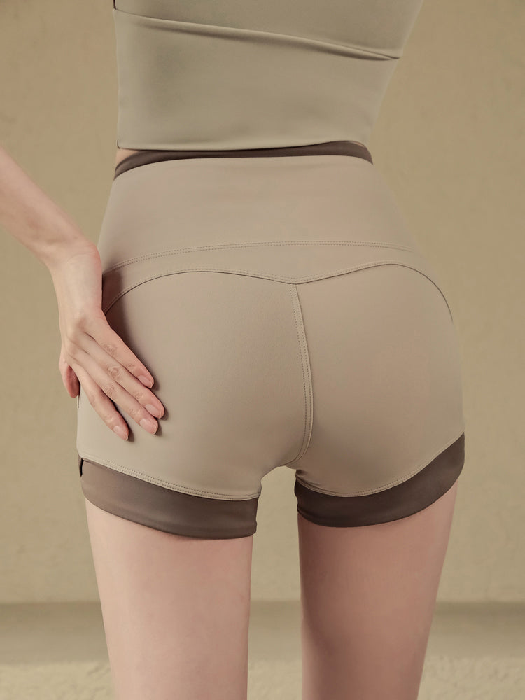 Quick-drying peach buttocks three-point pants