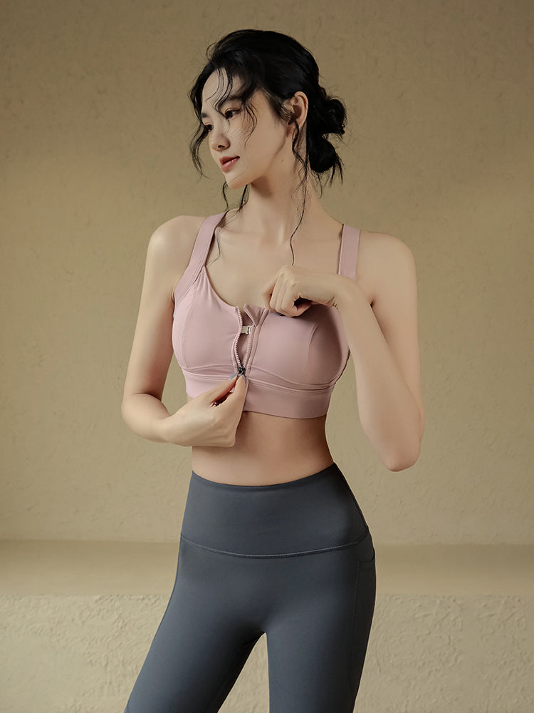 Zippered vest