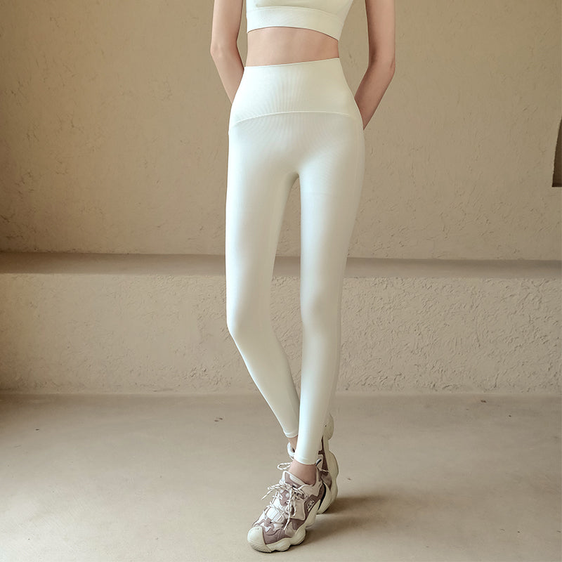Wear high-waisted hip lift yoga tight trousers for sports