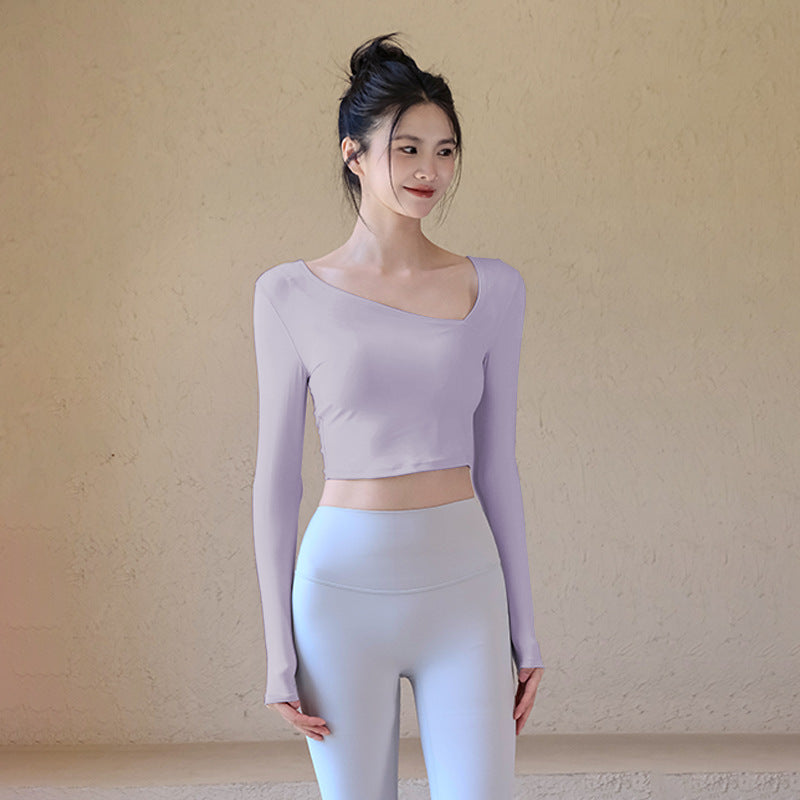 Short Long-Sleeve Sports T-Shirt