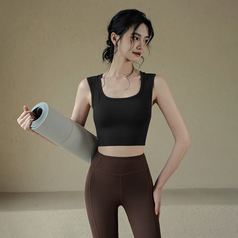 Shockproof bra with pads