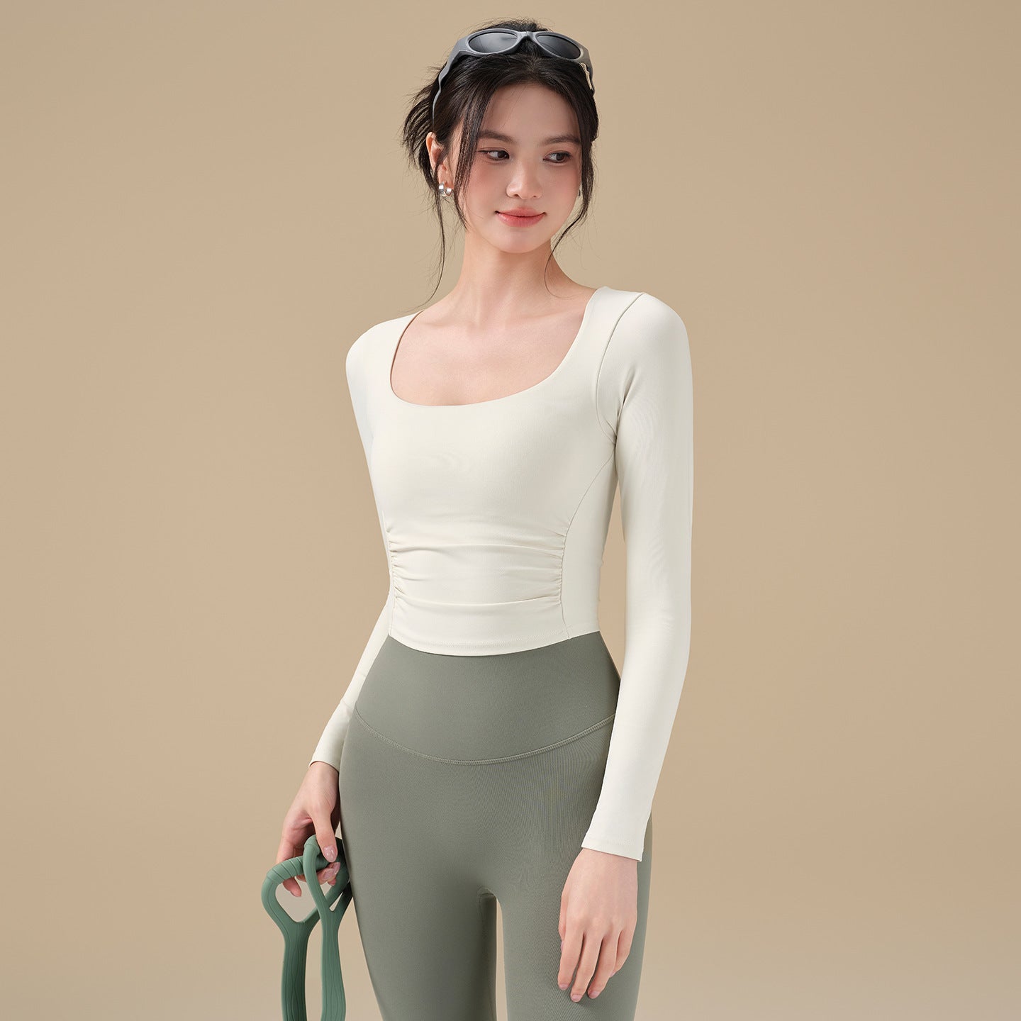 New sports top with chest pad