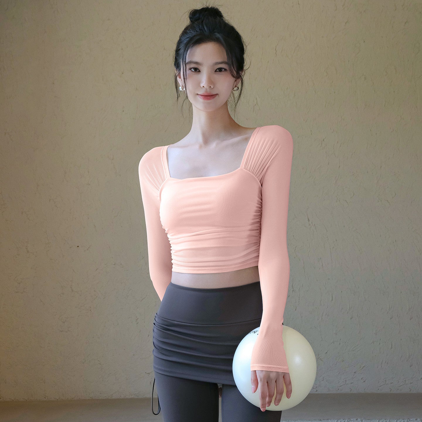 New Fall Comfortable Sports Long Sleeves with Chest Padding