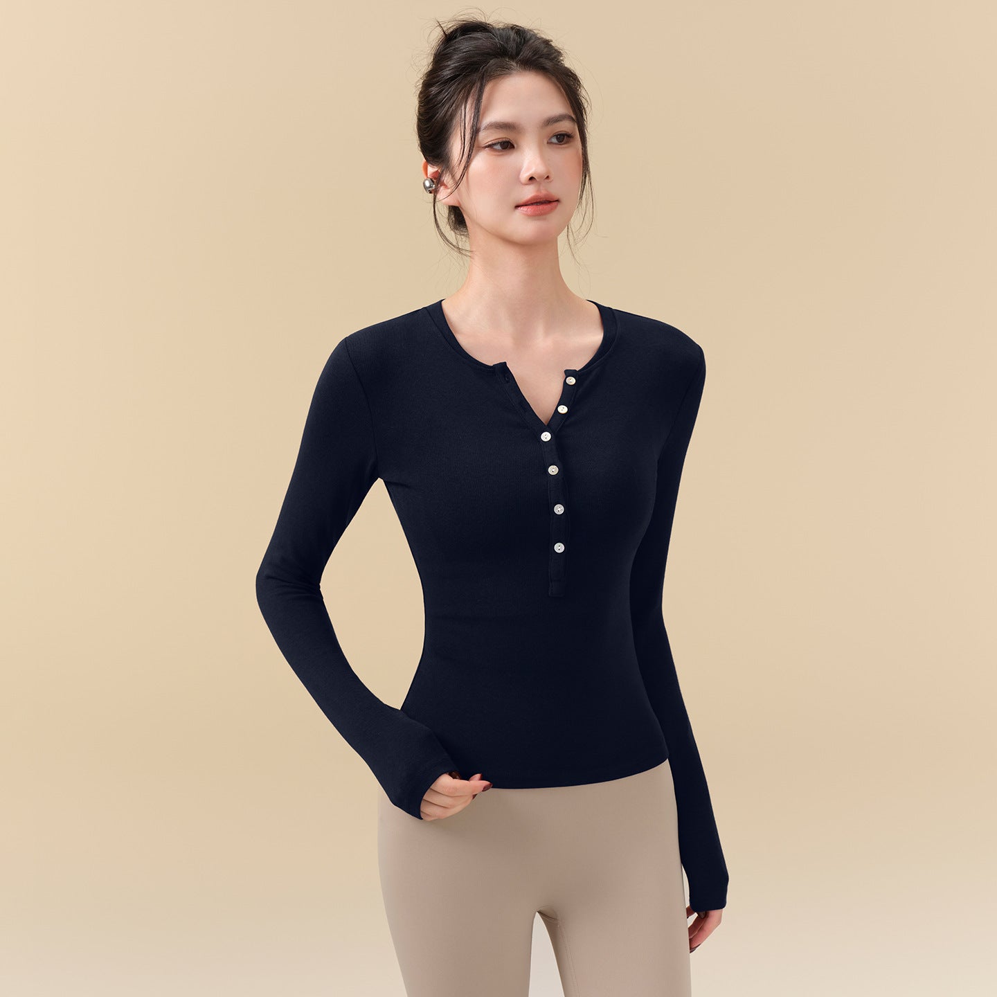 Slim and skin-friendly Pilates long sleeves