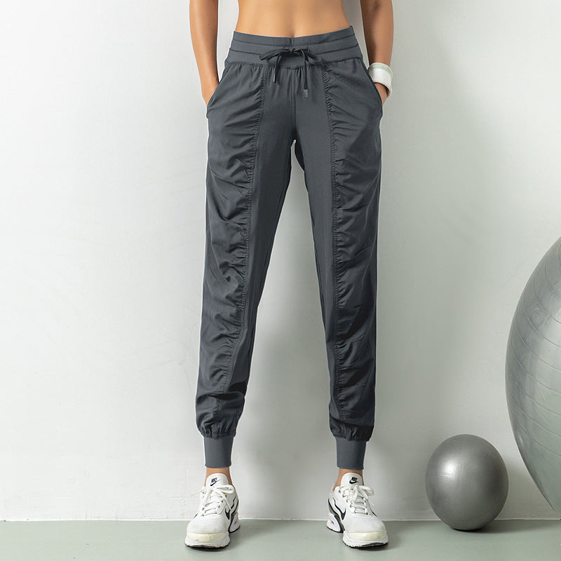 Breathable and loose cropped casual leggings