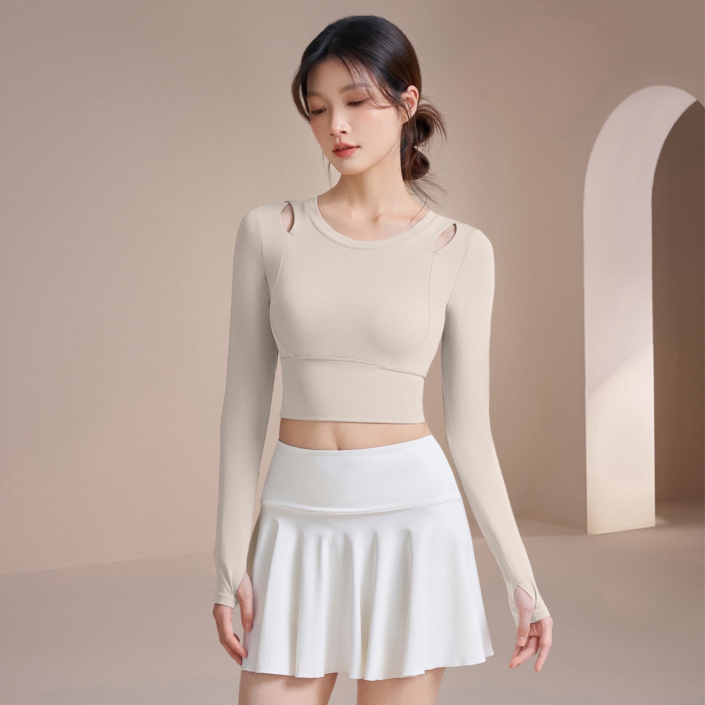 Skin-friendly high-elastic cut-out sports long sleeves