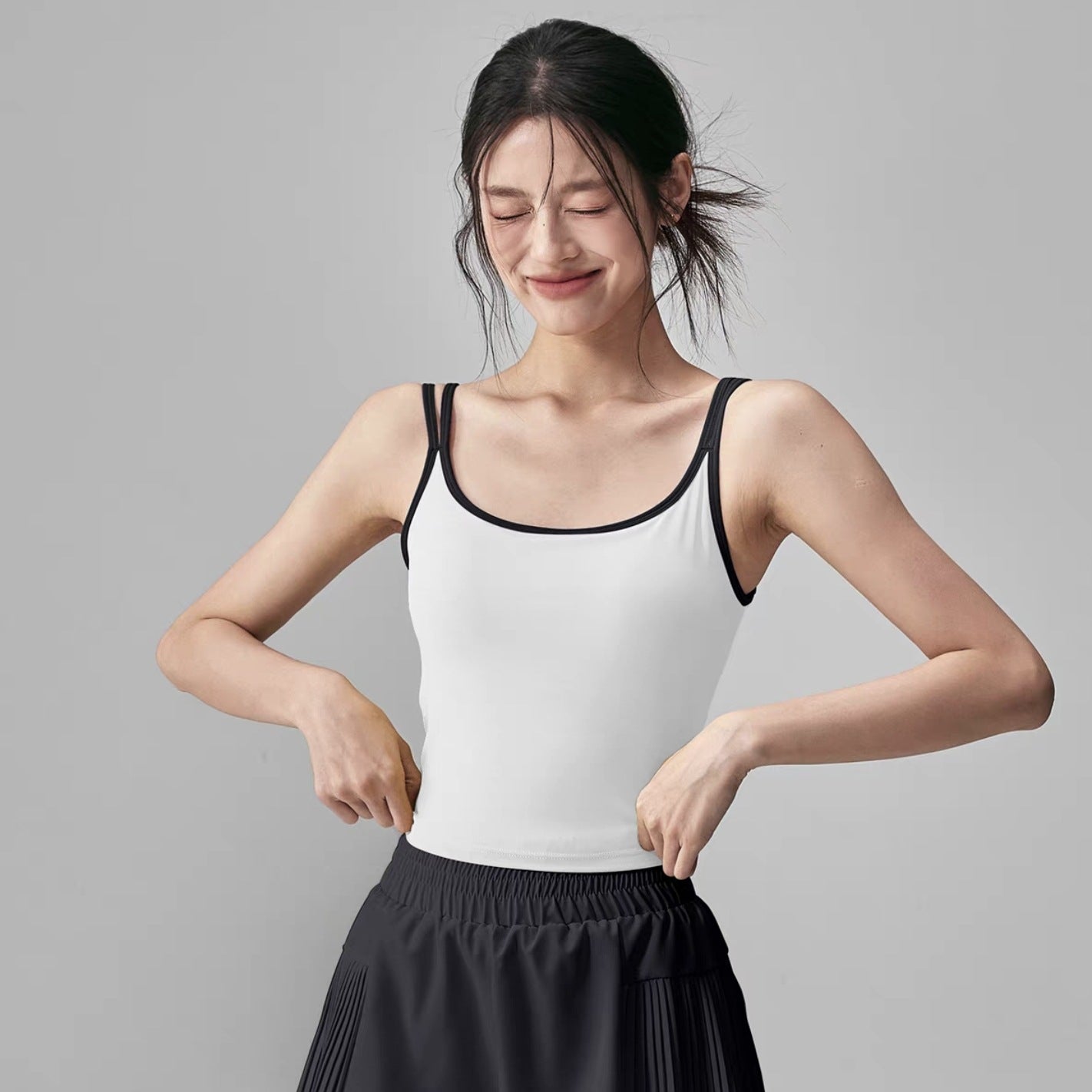 Contrasting double strap slimming sports fitness back bra