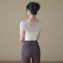 Sexy cut-out mesh looks slim and breathable short sleeves