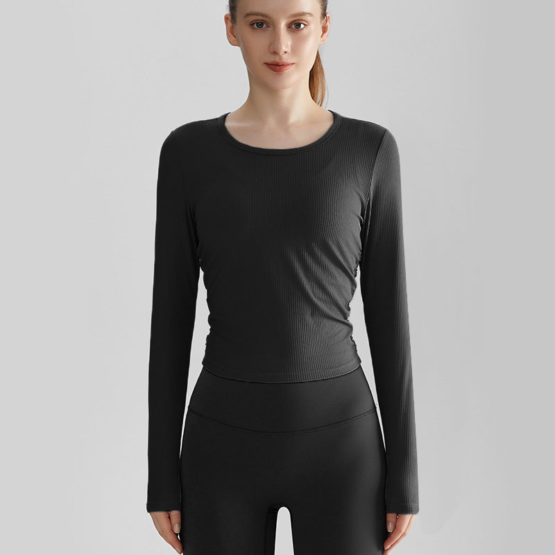 Quick-drying, Breathable, Thin crewneck, Side pleats, Slim fit, Long sleeves