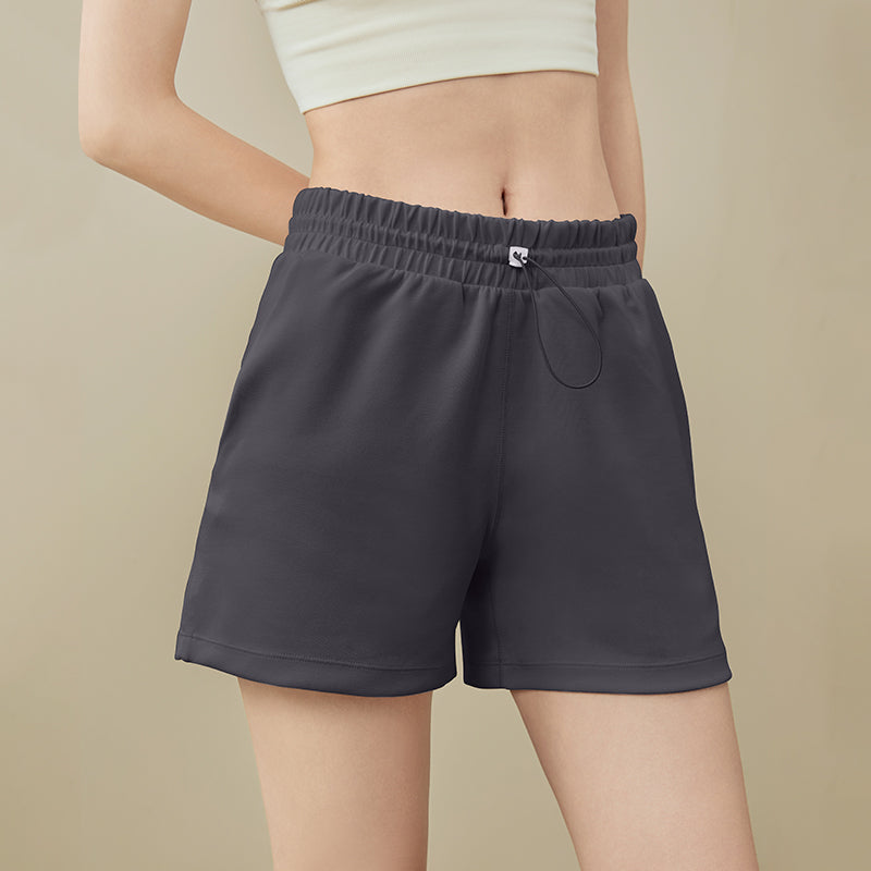 Loose breathable short shorts