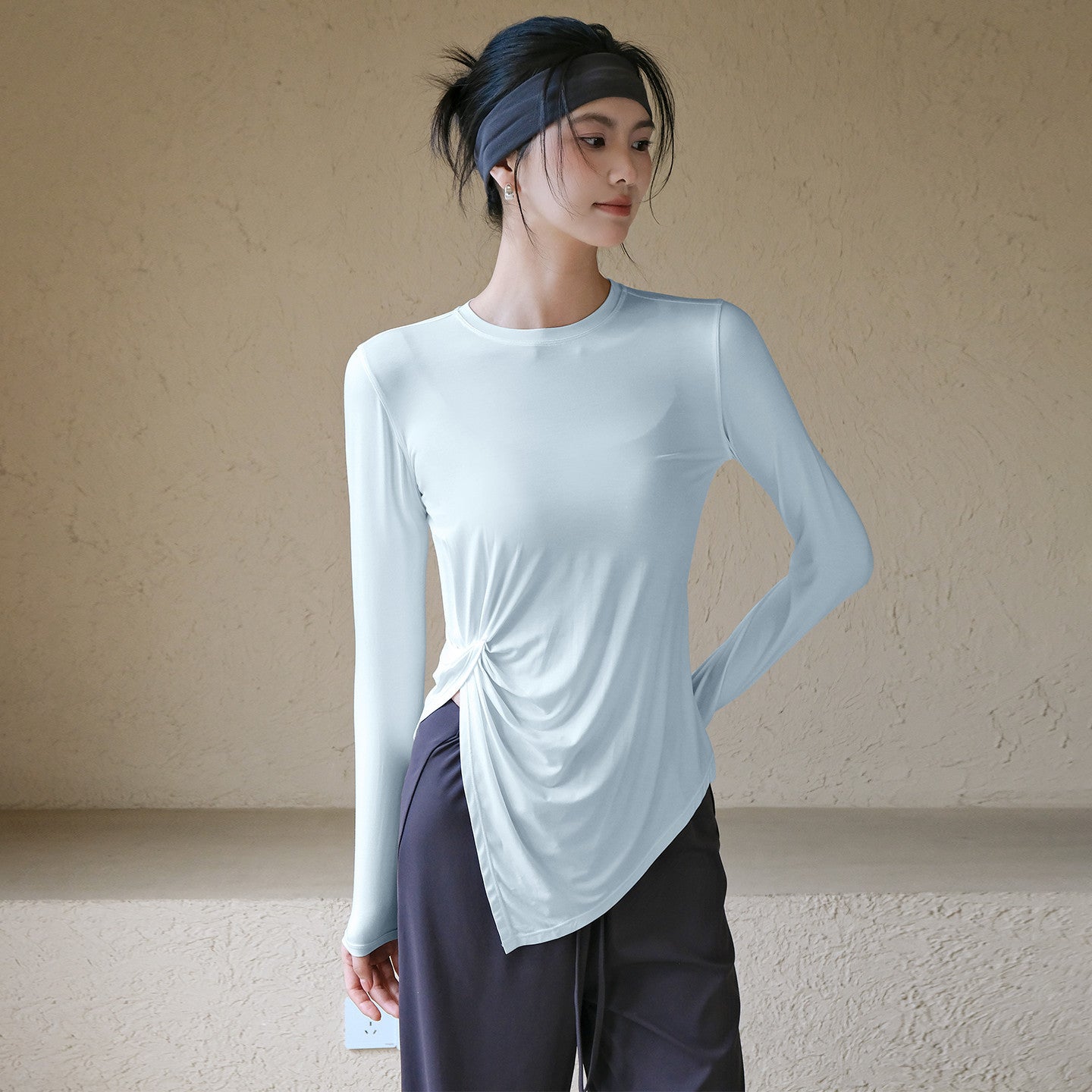 High-end slit comfortable slimming sports T-shirt
