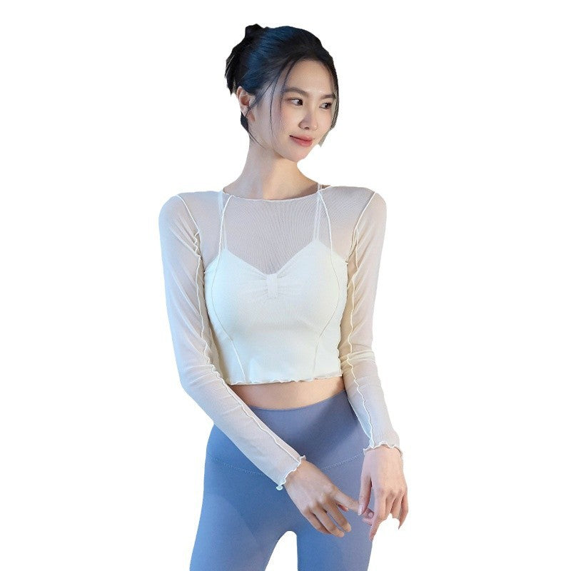 Long-sleeved suit with chest pads