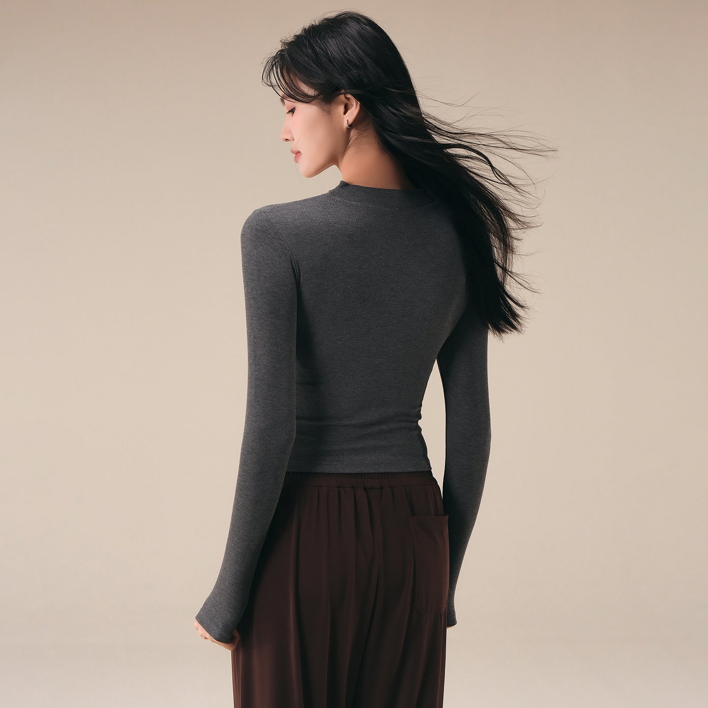 New slimming sports yoga long sleeves with chest pads