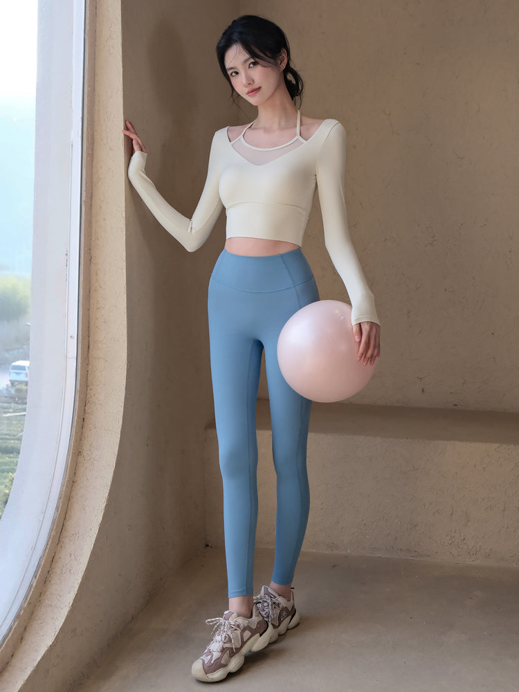Fake two-piece sports long sleeves with chest pads