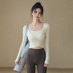 High-value long-sleeved top