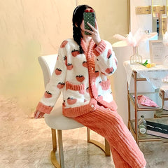 Padded And Thickened Warm Coral Velvet 2 Piece Pajamas Set