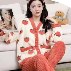 Padded And Thickened Warm Coral Velvet 2 Piece Pajamas Set