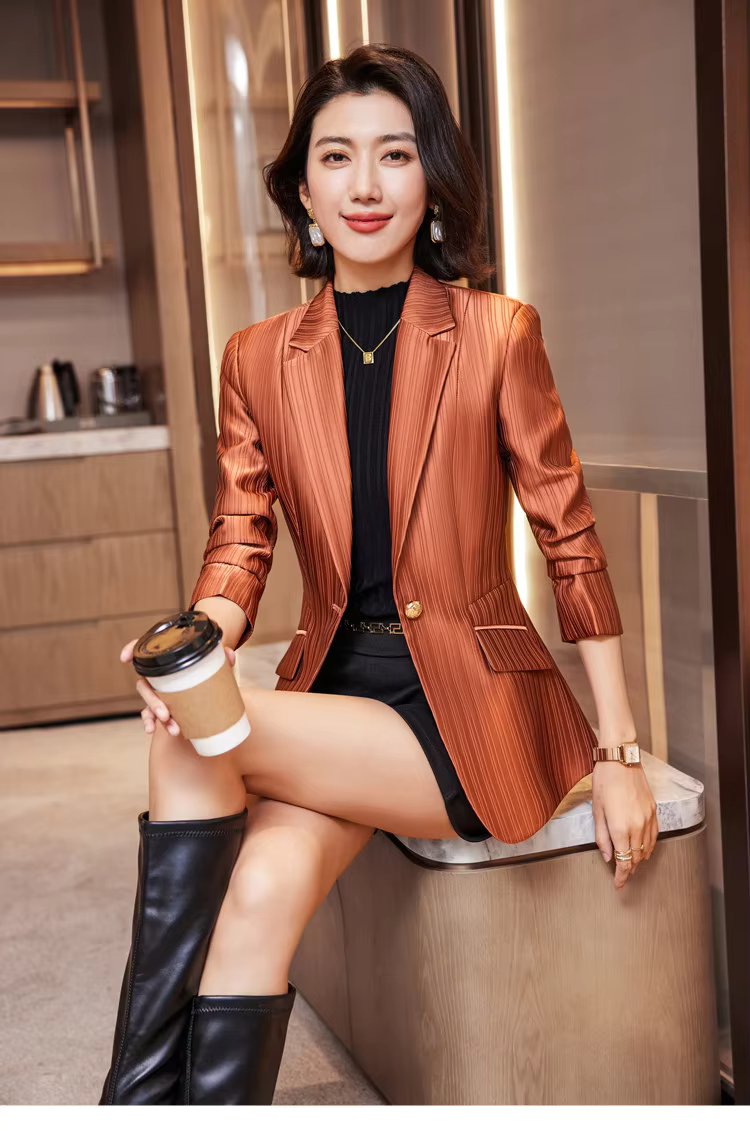 Luxury Bright Striped Long Sleeve Elegant Single Golden Button Formal Suits