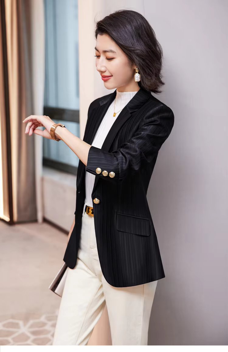 Luxury Bright Striped Long Sleeve Elegant Single Golden Button Formal Suits