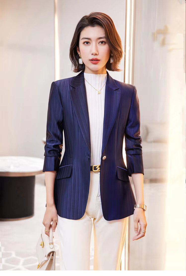 Luxury Bright Striped Long Sleeve Elegant Single Golden Button Formal Suits