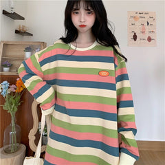 Students loose stripes sweatshirt