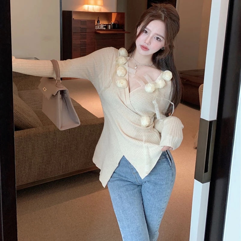 V-Neck Floral Full Sleeve Casual Sweater