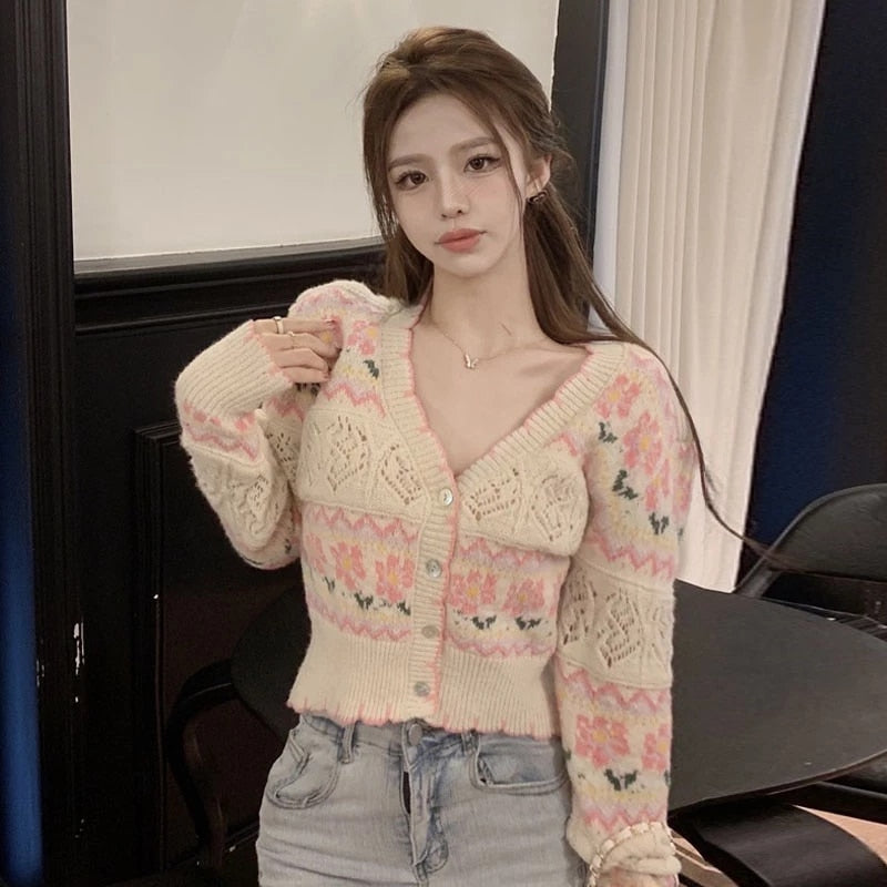 V-Neck Long Sleeve Single Breasted Knitted Sweater