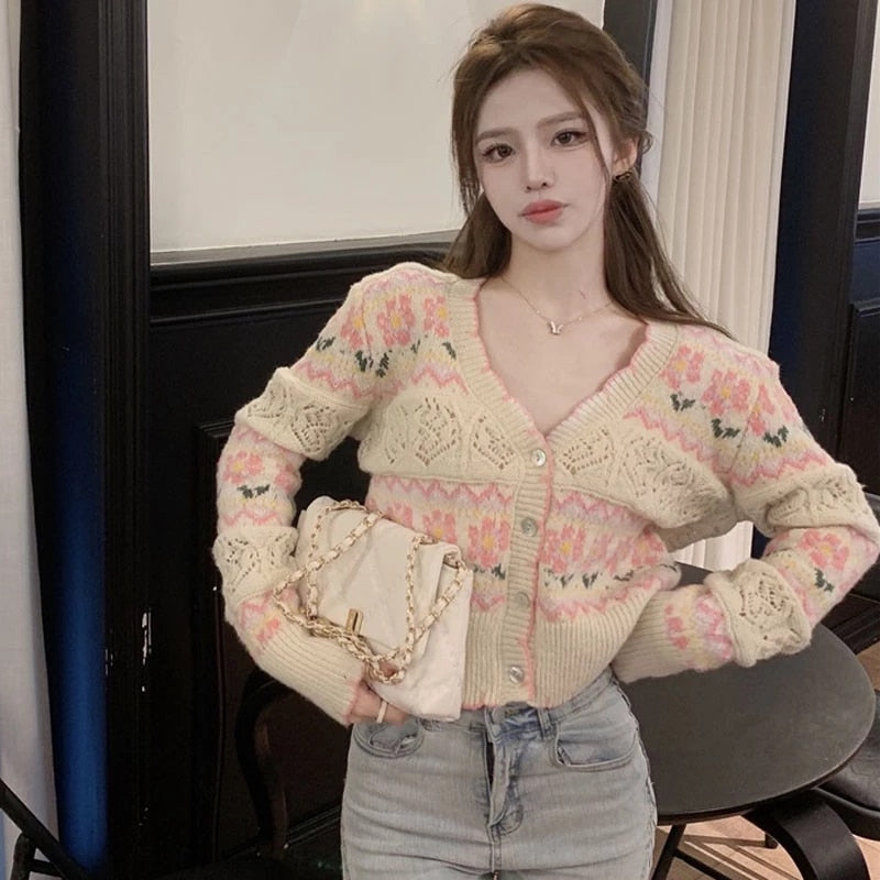 V-Neck Long Sleeve Single Breasted Knitted Sweater