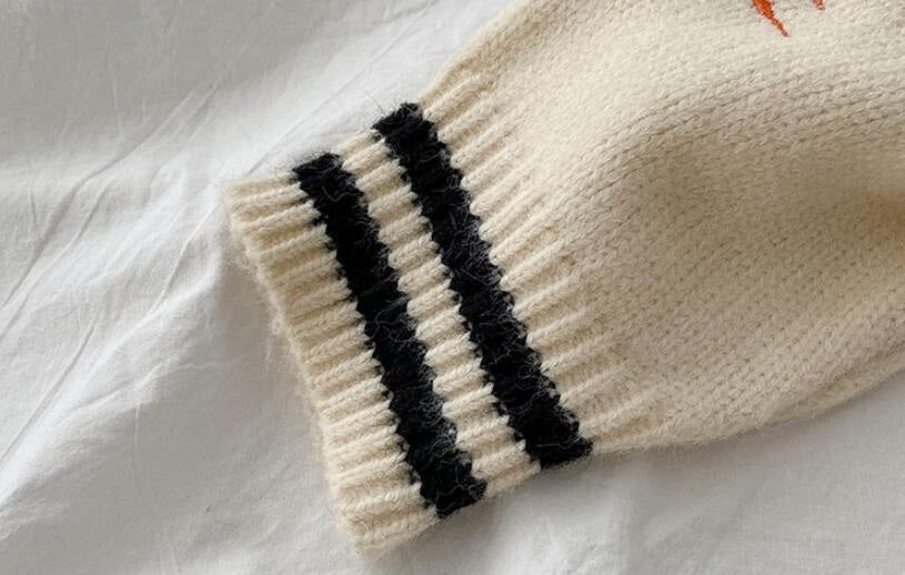 Casual Style Loose V-Neck Print Embroidered Sweater