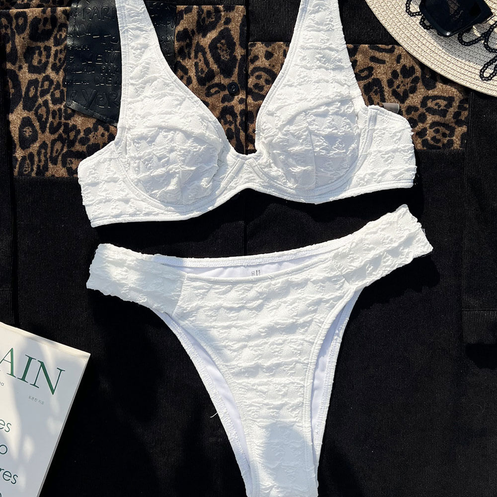 Classy Textured High Cut Cheeky Underwire Brazilian Two Piece Bikini