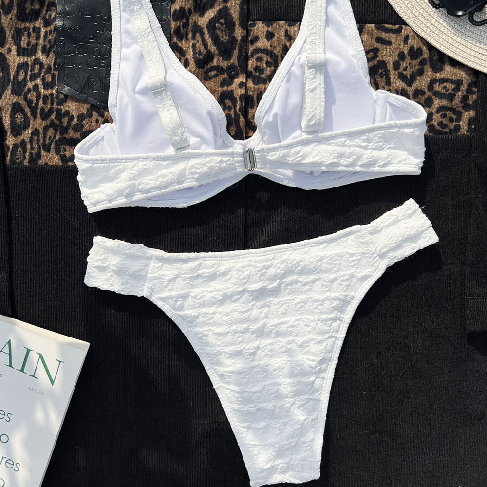 Classy Textured High Cut Cheeky Underwire Brazilian Two Piece Bikini